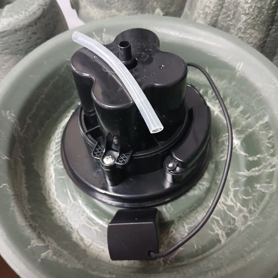 BERNINI BARI FOUNTAIN GARDEN WATER FEATURE WITH PUMP OUTDOOR ORNAMENT