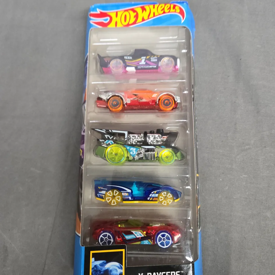 HOT WHEELS X-RAYCERS