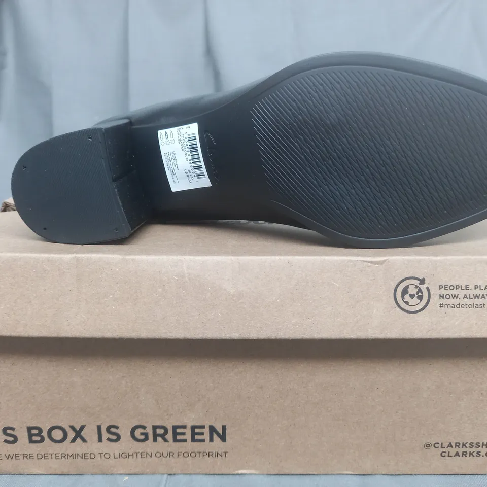BOXED PAIR OF CLARKS HEELS IN BLACK UK SIZE 7