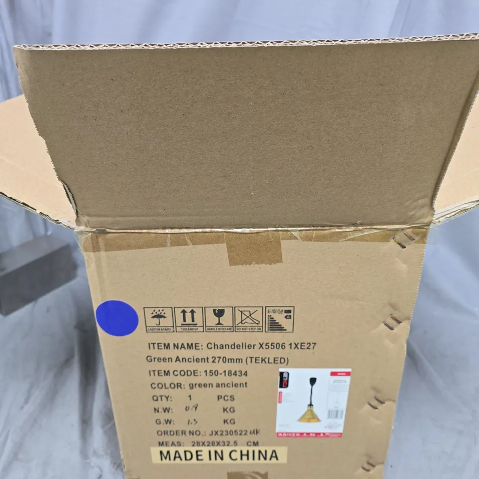 TEKLED CHANDELIER X5506 1XE27 – GREEN ANCIENT 270MM (TEKLED)