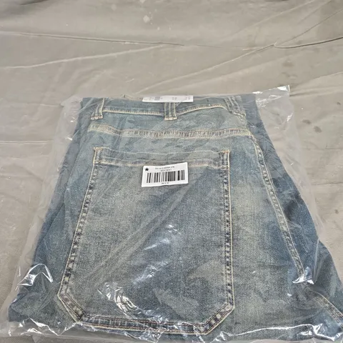 HOLISTER BAGGY SKATER JEANS SIZE 38X32