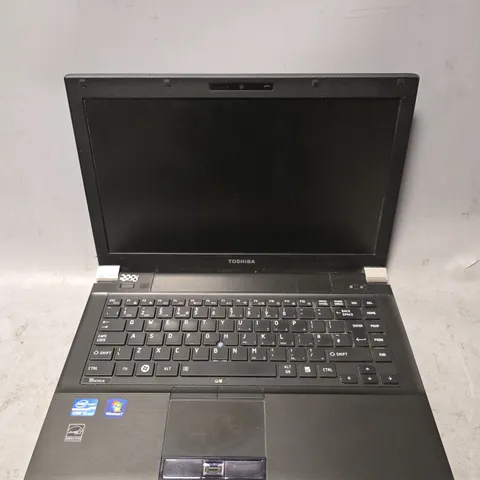 TOSHIBA TECRA R940 LAPTOP
