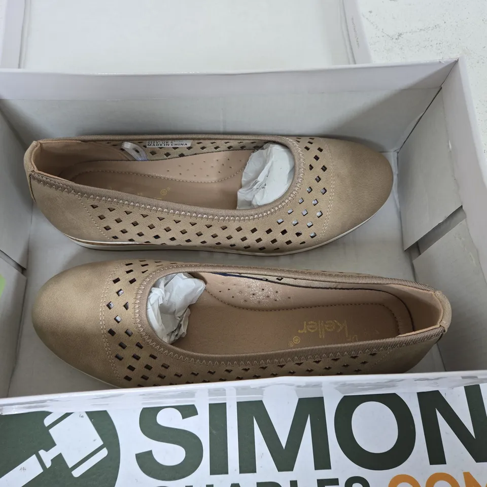 DR KELLER WOMEN'S BEIGE PERFORATED SLIP-ON FLATS – BOXED SIZE 4