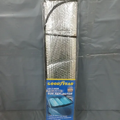 OFFICIAL GOODYEAR FOLDING SUN REFLECTOR (130X60CM)