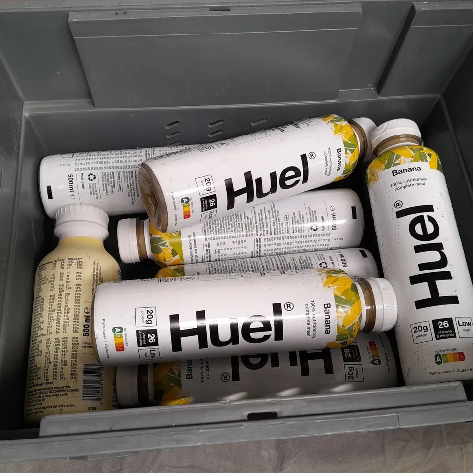 15 ASSORTED FOOD ITEMS TO INCLUDE HUEL FOOD DRINK, GRENADE FUDGE BROWNIE PROTEIN SHAKE AND YFOOD SMOOTH VANILLA FOOD DRINK- COLLECTION ONLY