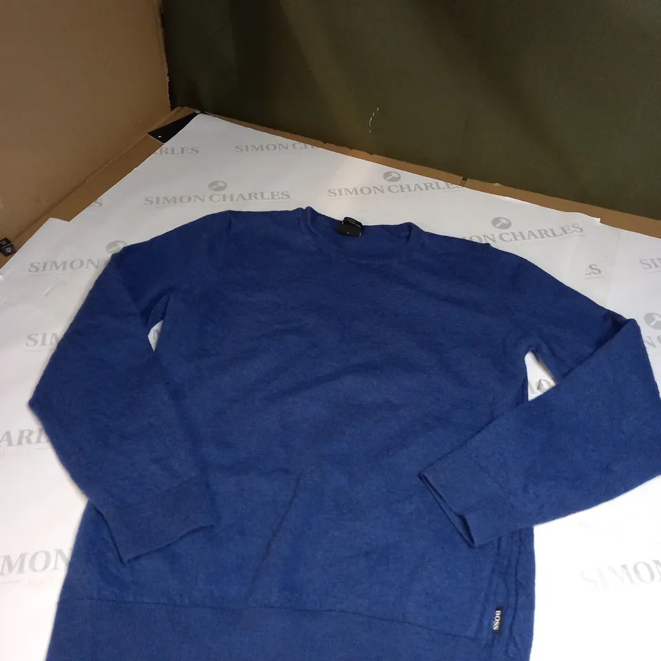 LARGE HUGO BOSS BLUE SWEATER 