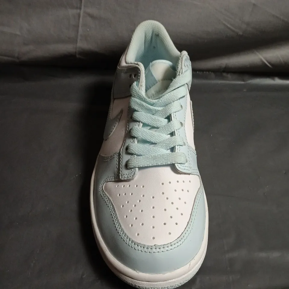 UNBOXED PAIR OF NIKE LOW-TOP SNEAKERS – SWOOSH -UK SIZE 4.5