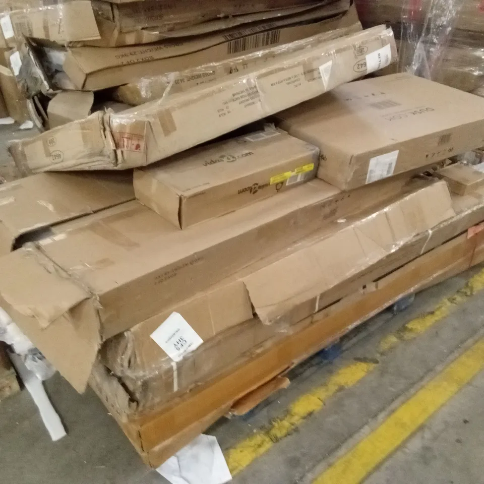 PALLET OF ASSORTED QUALITY DESIGNER INCOMPLETE FURNITURE PARTS AND PIECES 