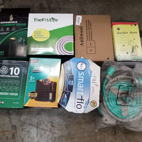 PALLET OF ASSORTED GARDEN HOSES