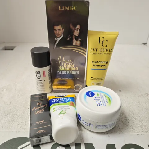 APPROXIMATELY 15 ASSORTED HEALTH & BEAUTY PRODUCTS TO INCLUDE HAIR COLOUR, CURL SHAMPOO, CURL CREAM ETC 