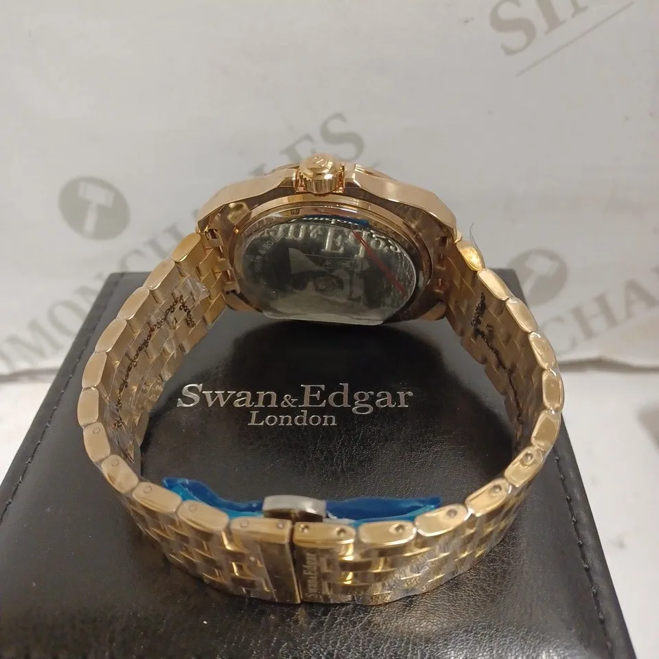 BOXED SWAN AND EDGAR ESSENTIAL WATCH - STAINLESS STEEL - AUTOMATIC - MAGNIFIED DATE - WATER RESISTANT 3 ATM. 