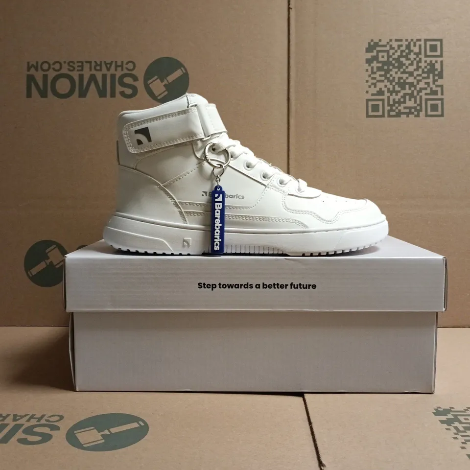 BOXED PAIR OF BAREBARICS ZING HI TOP SHOES IN WHITE SIZE UK 6