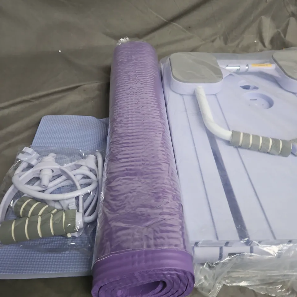 Portable massage table with face cradle – pale lavender/blue