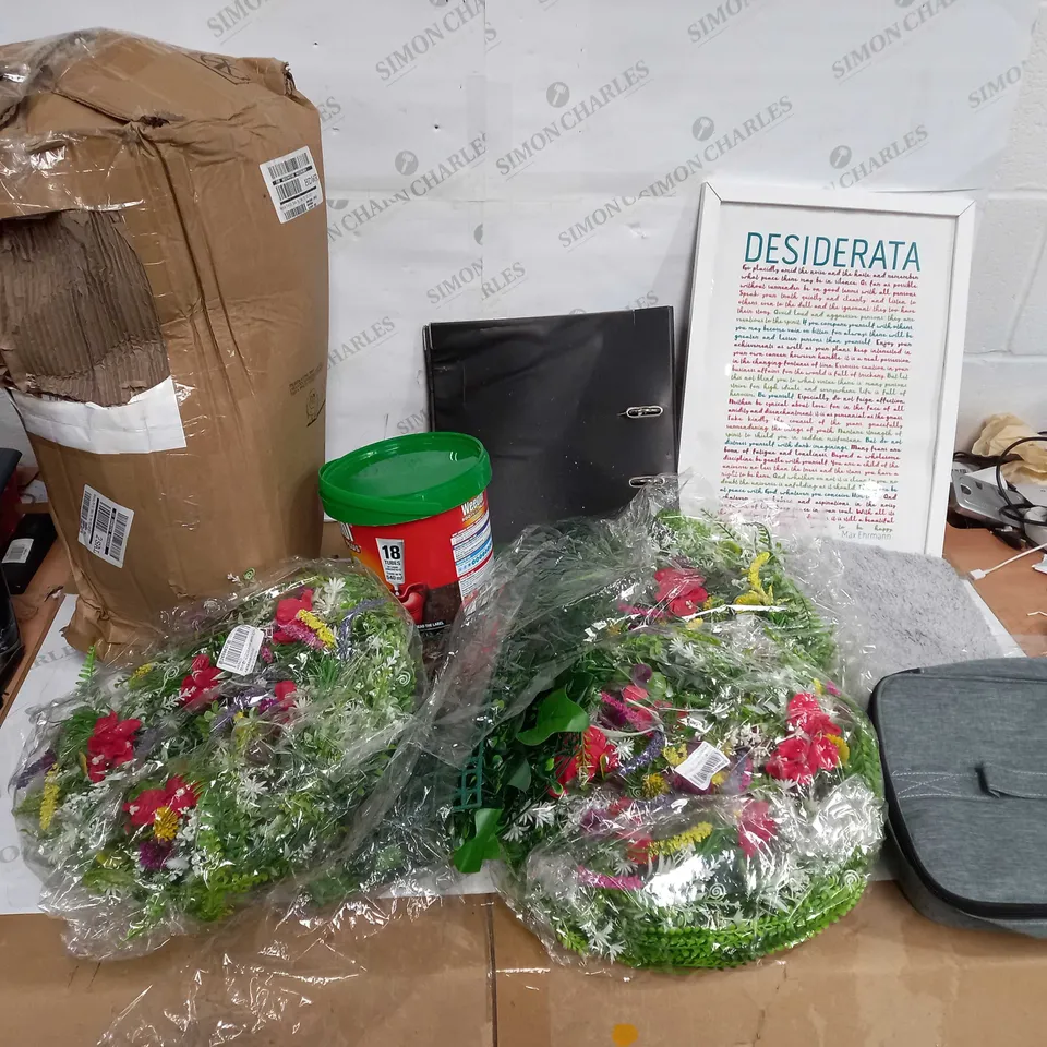 LOT OF APPROX 10 ASSORTED ITEMS TO INCLUDE ROOT KILLER, WREATHS, FOLDER ETC