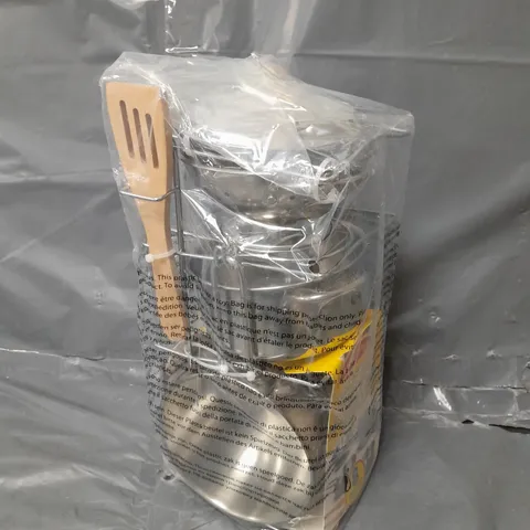 MELLISSA AND DOUG POTS & PANS SET
