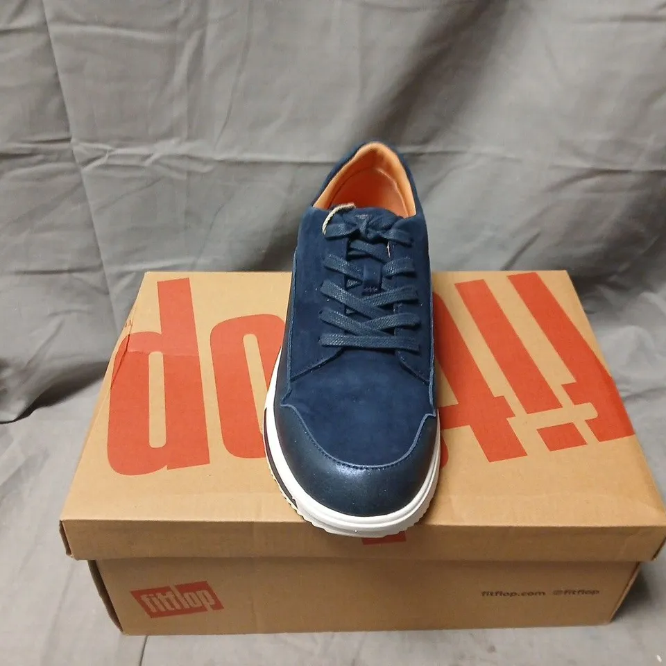 BOXED FITFLOP FREYA SUEDE SNEAKERS – MIDNIGHT NAVY, UK 4 (EU 37)