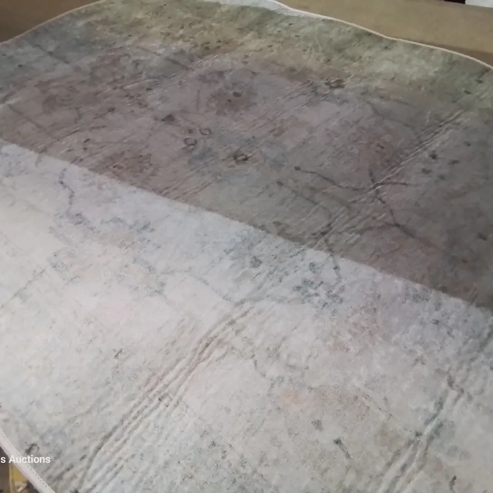 DESIGNER GREY RUG 120 × 80