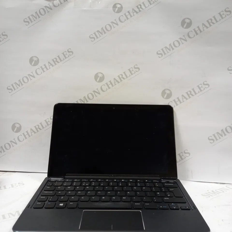 DELL T06G LAPTOP IN BLACK