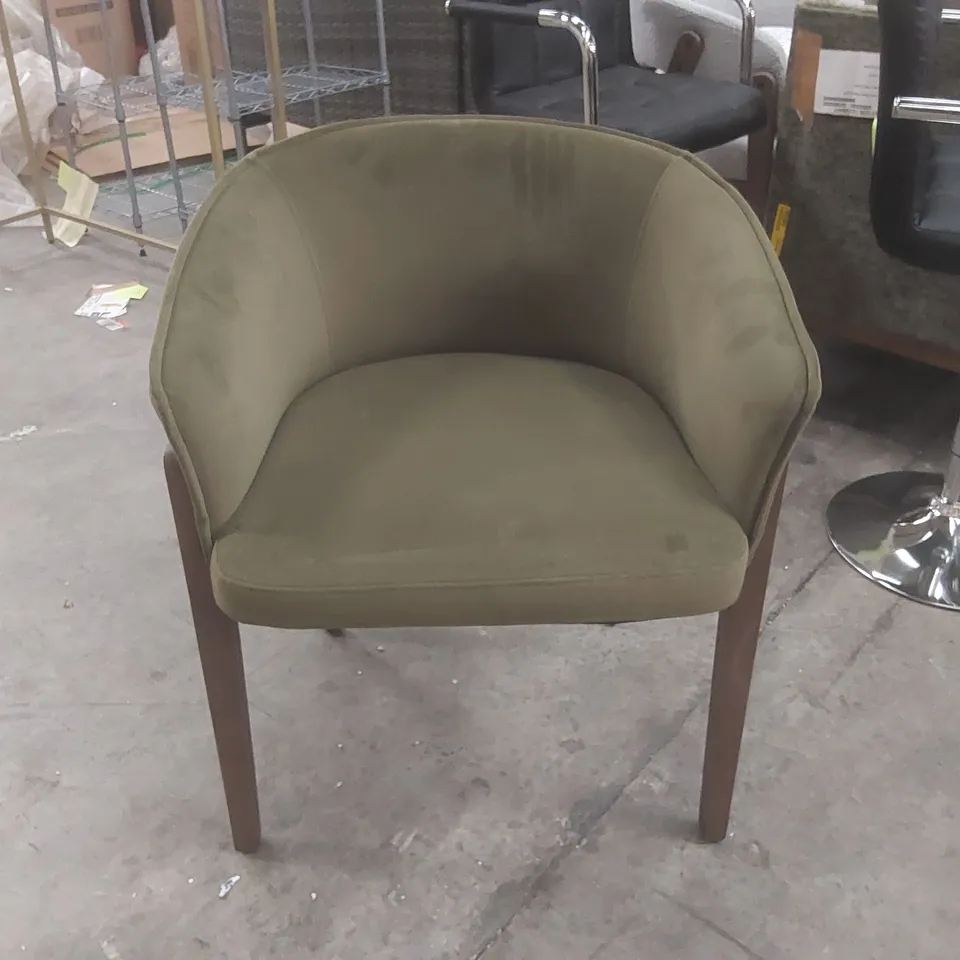 LUCENT WALNUT EFFECT ASH WOODEN FRAME DINING CHAIR UPHOLSTERY COLOUR: GREEN