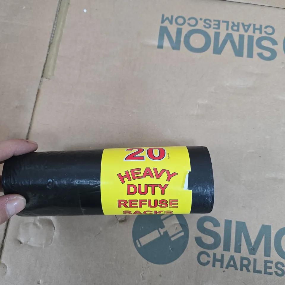 BOX OF APPROXIMATELY 15 ASSORTED ITEMS TO INCLUDE: BIN BAGS AND RED BOTTLE 