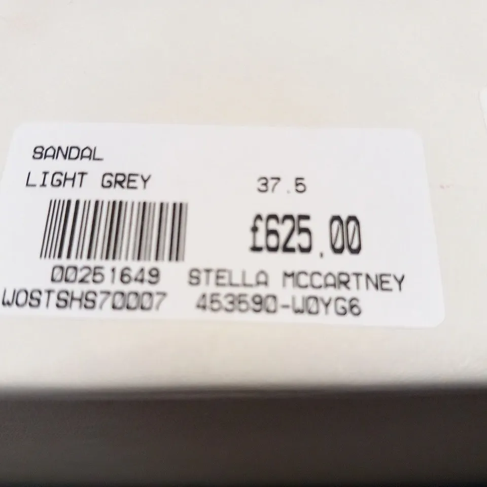 BOXED PAIR OF STELLA MCCARTNEY LIGHTGREY SANDAL SIZE 37.5