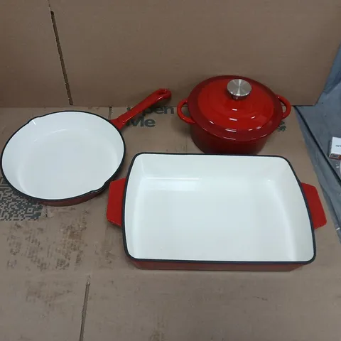 RED CAST IRON 5 PIECE COOKWARE SET WITH LIDS