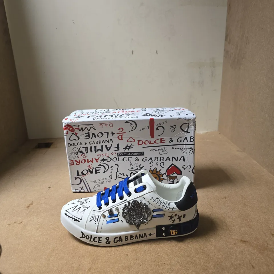 DOLCE & GABBANA WHITE LEATHER SNEAKERS WITH BLUE LACES – GRAFFITI PRINT, MILANO - BOXED - EUR SIZE 43