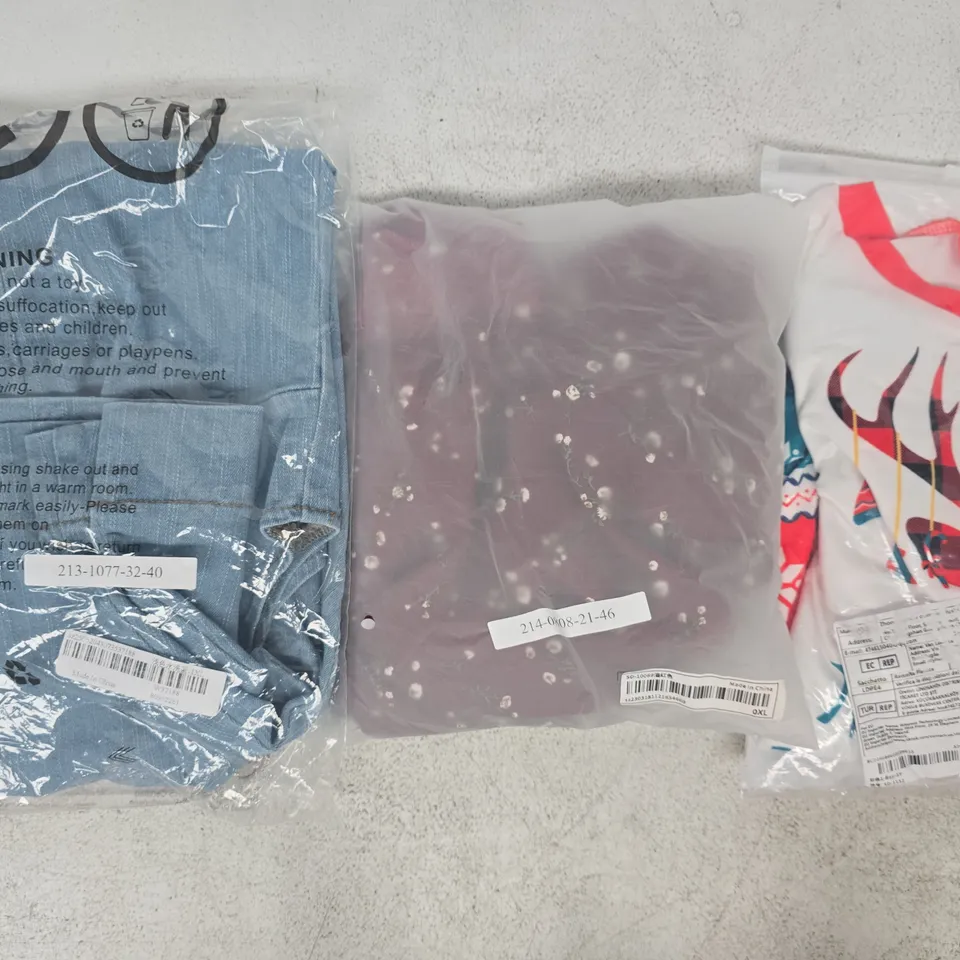 APPROXIMATELY 20 ASSORTED CLOTHING AND FASHION PRODUCTS IN VARIOUS STYLES AND SIZES - COLLECTION ONLY
