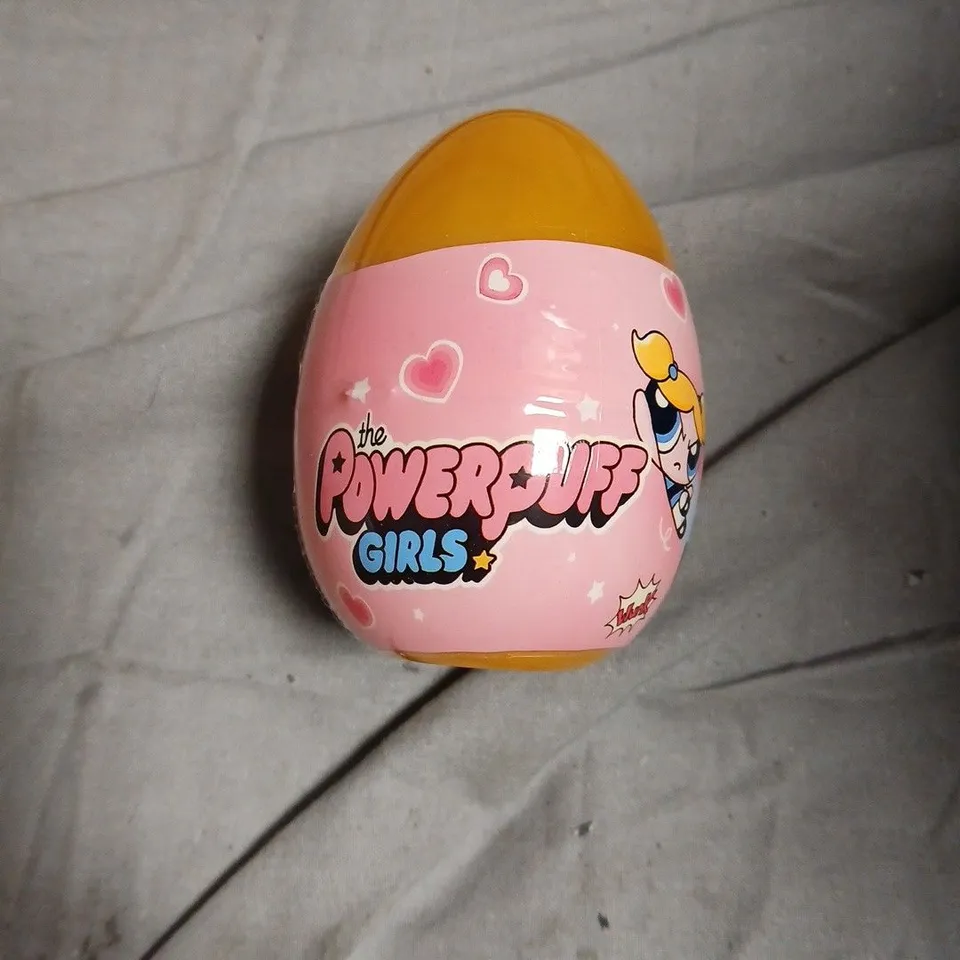 BOX OF 12 THE POWERPUFF GIRLS SUPRISE EGGS 