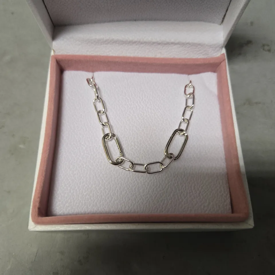 BOXED PANDORA CHAIN LINK BRACELET