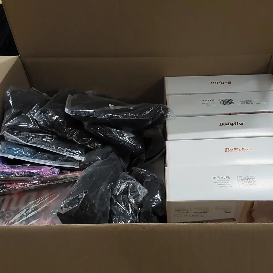 PALLET TO CONTAIN ASSORTED HOUSEHOLD ITEMS AND CONSUMER PRODUCTS. INCLUDING A LARGE QUANTITY OF HAIR STRAIGHTENERS, PHONE CASES, SHORTS ETC