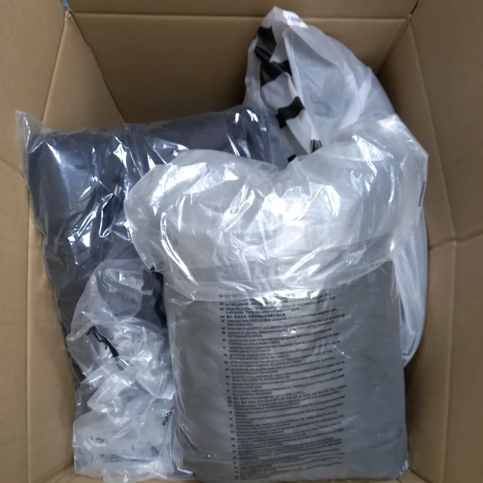 BOX OF APPROXIMATELY 25 ASSORTED CLOTHING ITEMS TO INCUDE - JEANS , BOYSHORTS , TROUSERS ETC