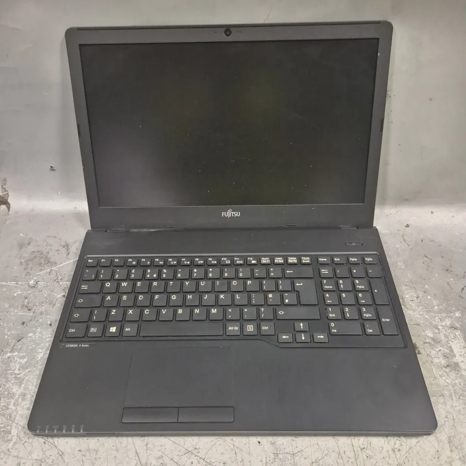 FUJITSU LIFEBOOK A555 LAPTOP
