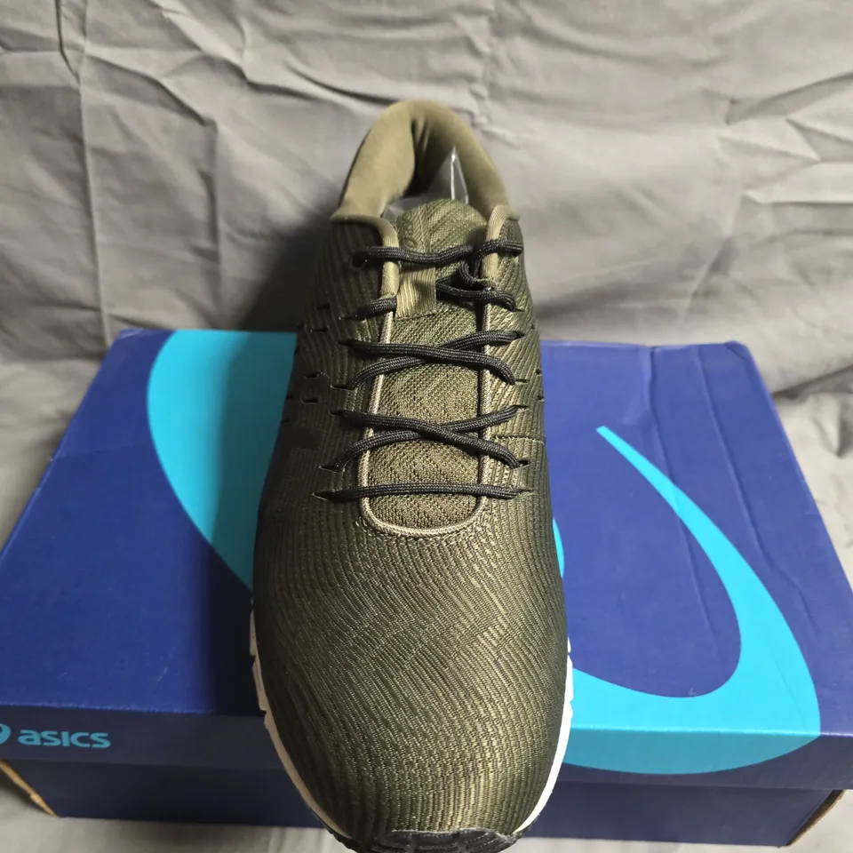 BOXED PAIR OF ASICS GEL-QUANUM 360 4 TRAINERS - UK SIZE 10