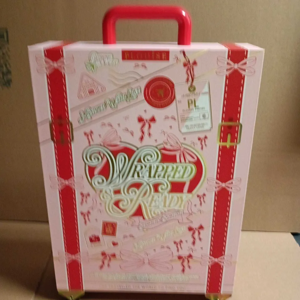 PLOUISE WRAPPED AND READY BATH AND BODY GIFT SET IN A WHEELED TRAVEL CASE