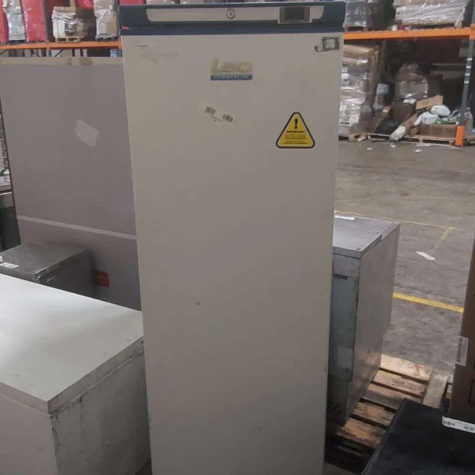 LEC COMMERCIAL PLATINUM CRS400W UPRIGHT REFRIGERATOR