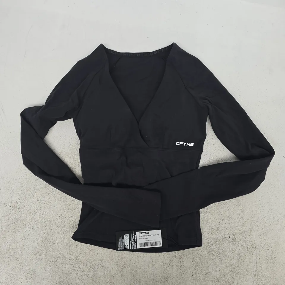 DFYNE ORIGIN LONG SLEEVE V-NECK TOP IN BLACK SIZE SMALL