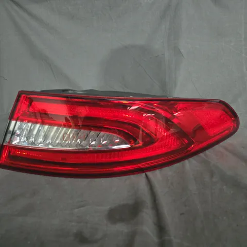 Tail light rear lamp assembly – vehicle part (used)