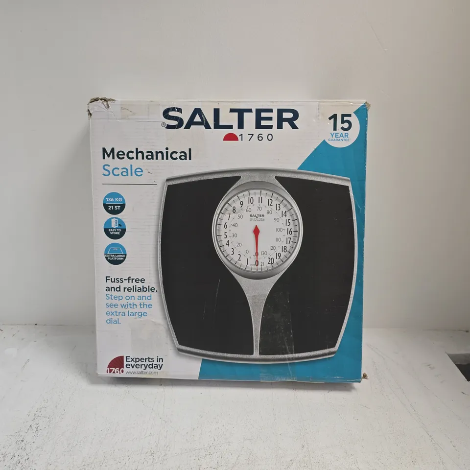 BOXED SALTER 1760 MECHANICAL SCALE