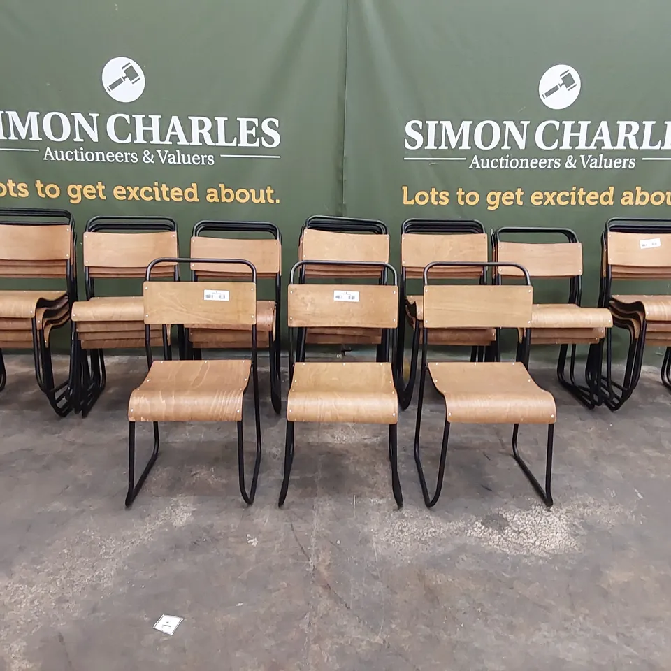 LOT OF 29X RETRO RESTAURANT DINING CHAIRS 