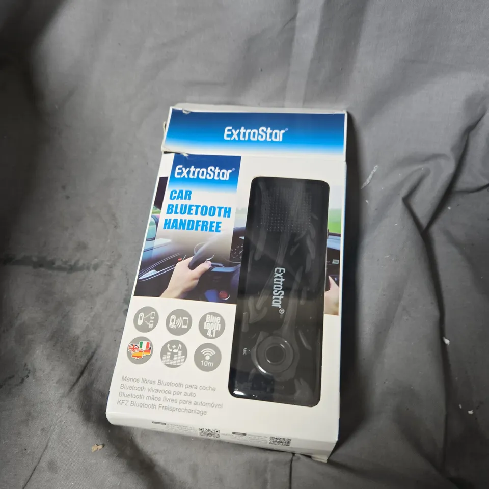 APPROXIMATELY 10 ASSORTED AUTOMOTIVE ITEMS INCLUDING EXTRASTAR BLUETOOTH HAND FREE , VW CADDY FRONT CHROME AND MASTER BATTERY SWITCH