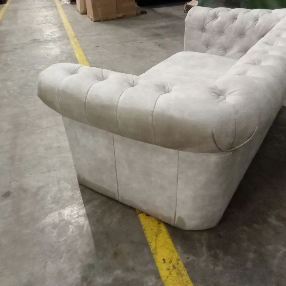 CHESTER CHESTERFIELD LEATHER LOOK 2 SEATER SOFA - PEBBLE RRP £799