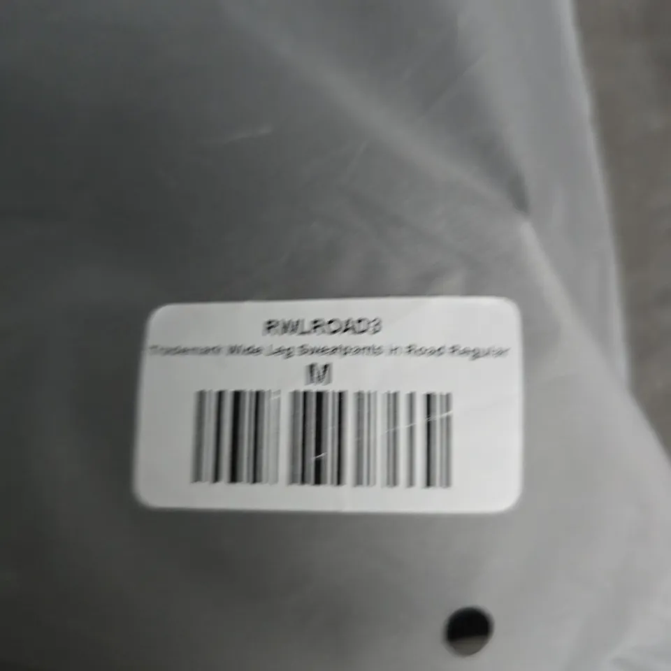 SISTERS AND SEEKERS TRADEMARK WIDE LEG SWEATPANTS -  SIZE M