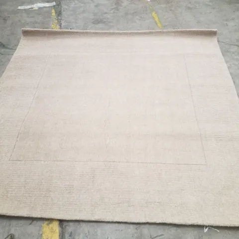 QUALITY DESIGNER AREA RUG - APPROXIMATELY     199X194CM