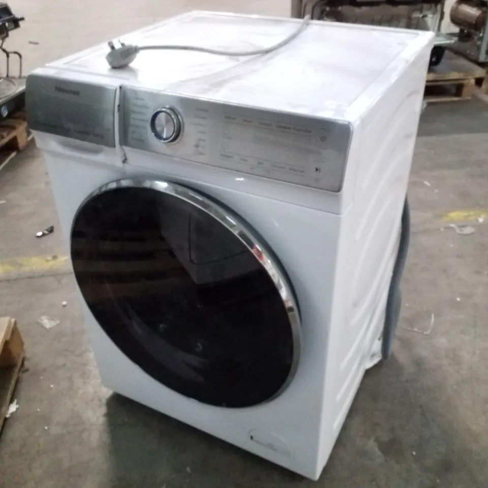 HISENSE FREESTANDING 10KG FRONT LOADER WASHER DRYER