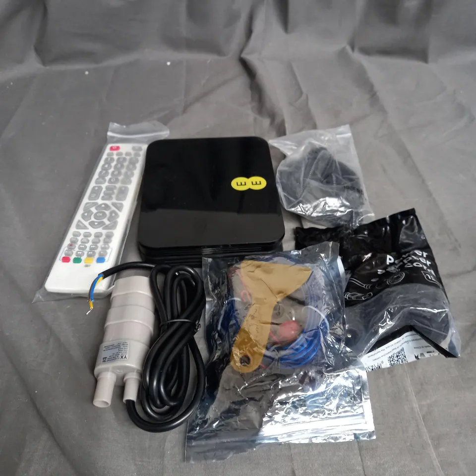 LARGE QUANTITY OF ASSORTED ELECTRICAL PRODUCTS AND ACCESSORIES TO INCLUDE; WIFI BOXES  , PLUGS AND CABLES 