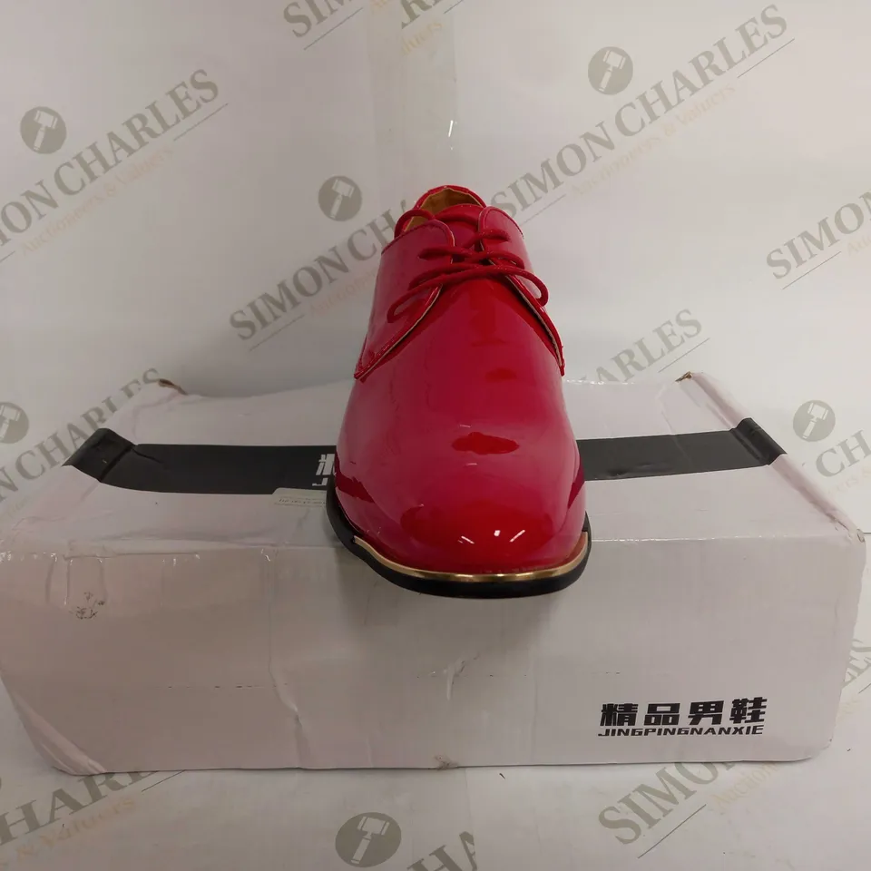 JINGPINGANXIE 1875 STYLE IN LATEX RED - EU 44