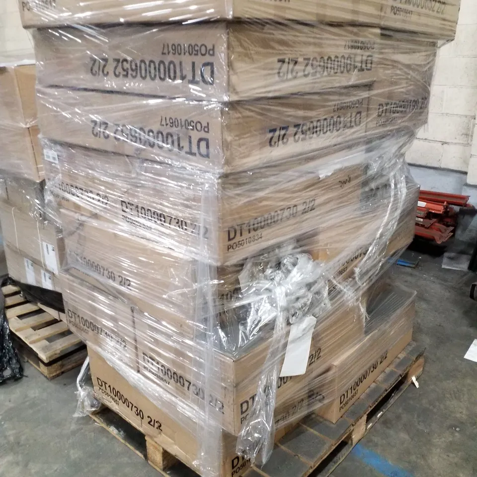 PALLET CONTAINING APPROXIMATELY 17 ASSORTED FLATPACK FURNITURE PARTS 