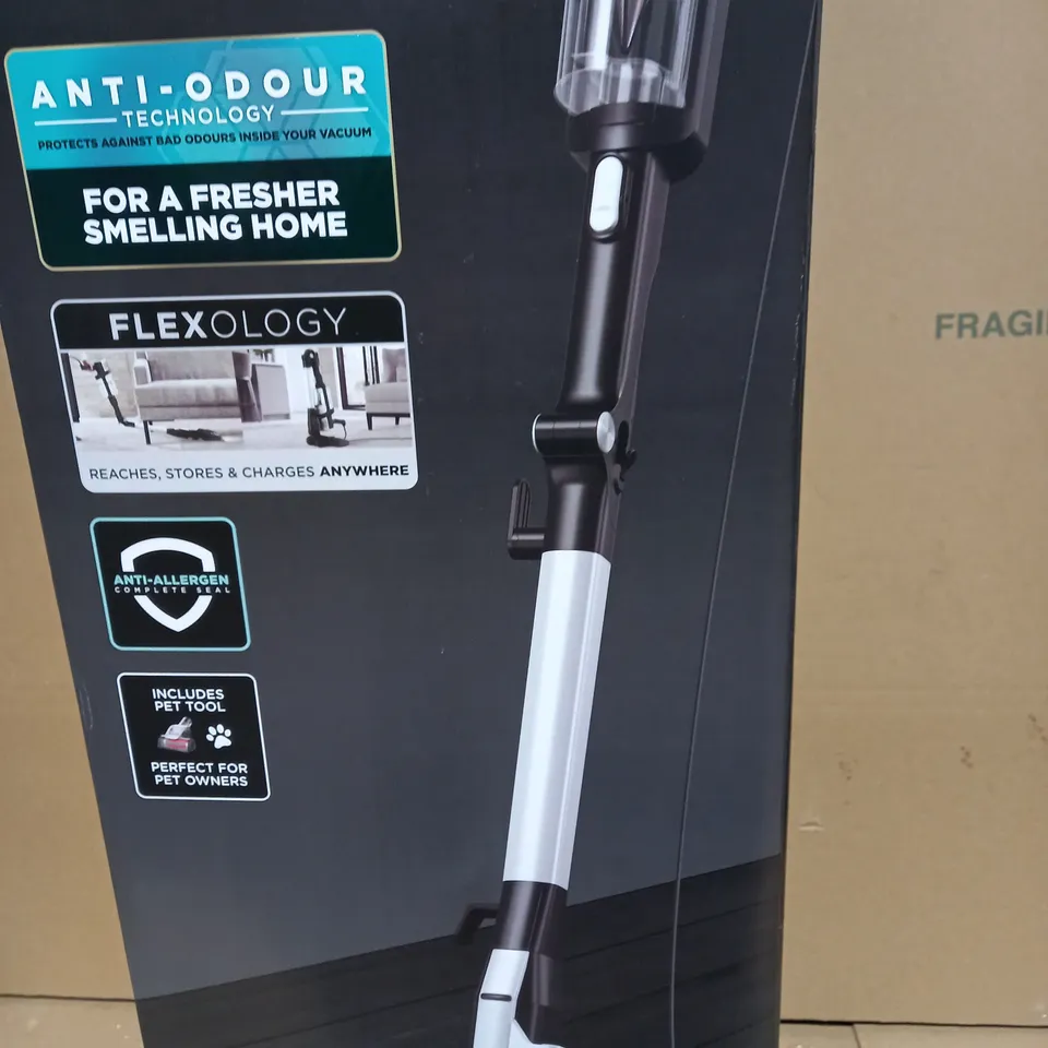 SHARK STRATOS ANTI HAIR WRAP PET PRO VACUUM CLEANER