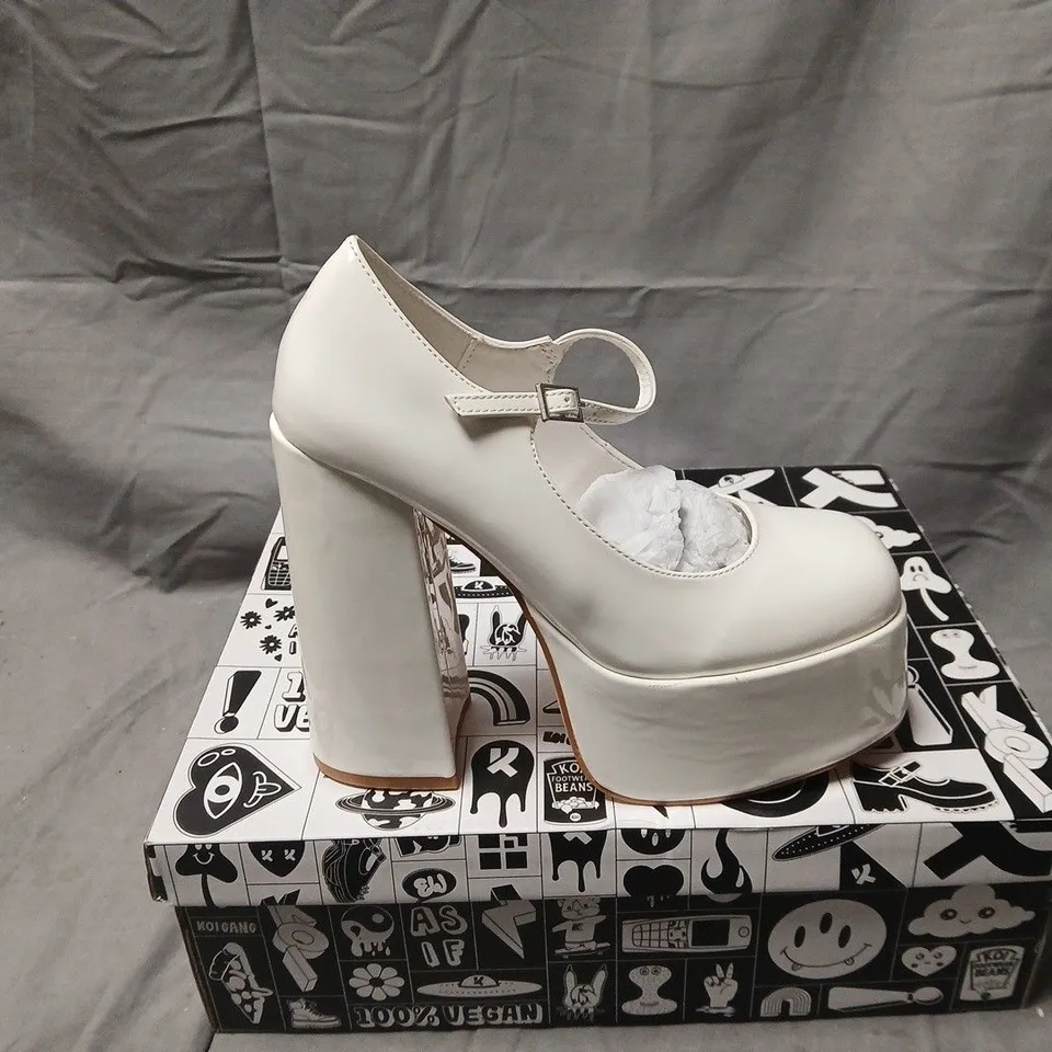 BOXED KOI DARKBLOOM WHITE HEELS - UK 3